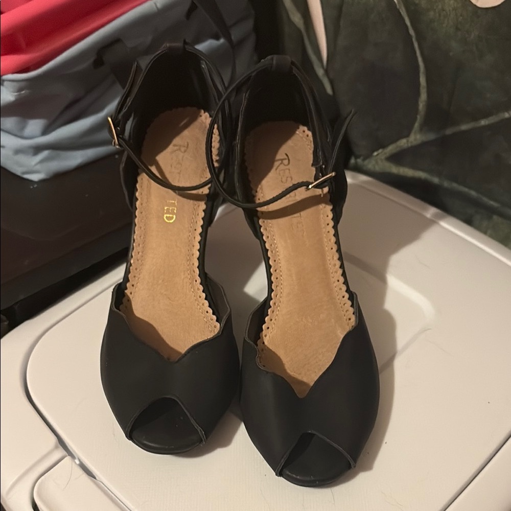 Restricted Black Elegant Heels